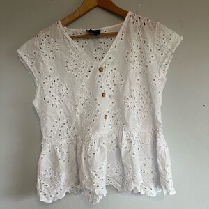 LIV LOS ANGELES White Eyelet V-Neck Blouse Cap Sleeve Womens Sz XL Cottagecore